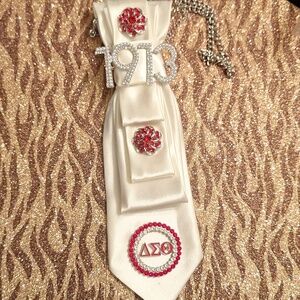 Delta Sigma Theta Necktie Necklace